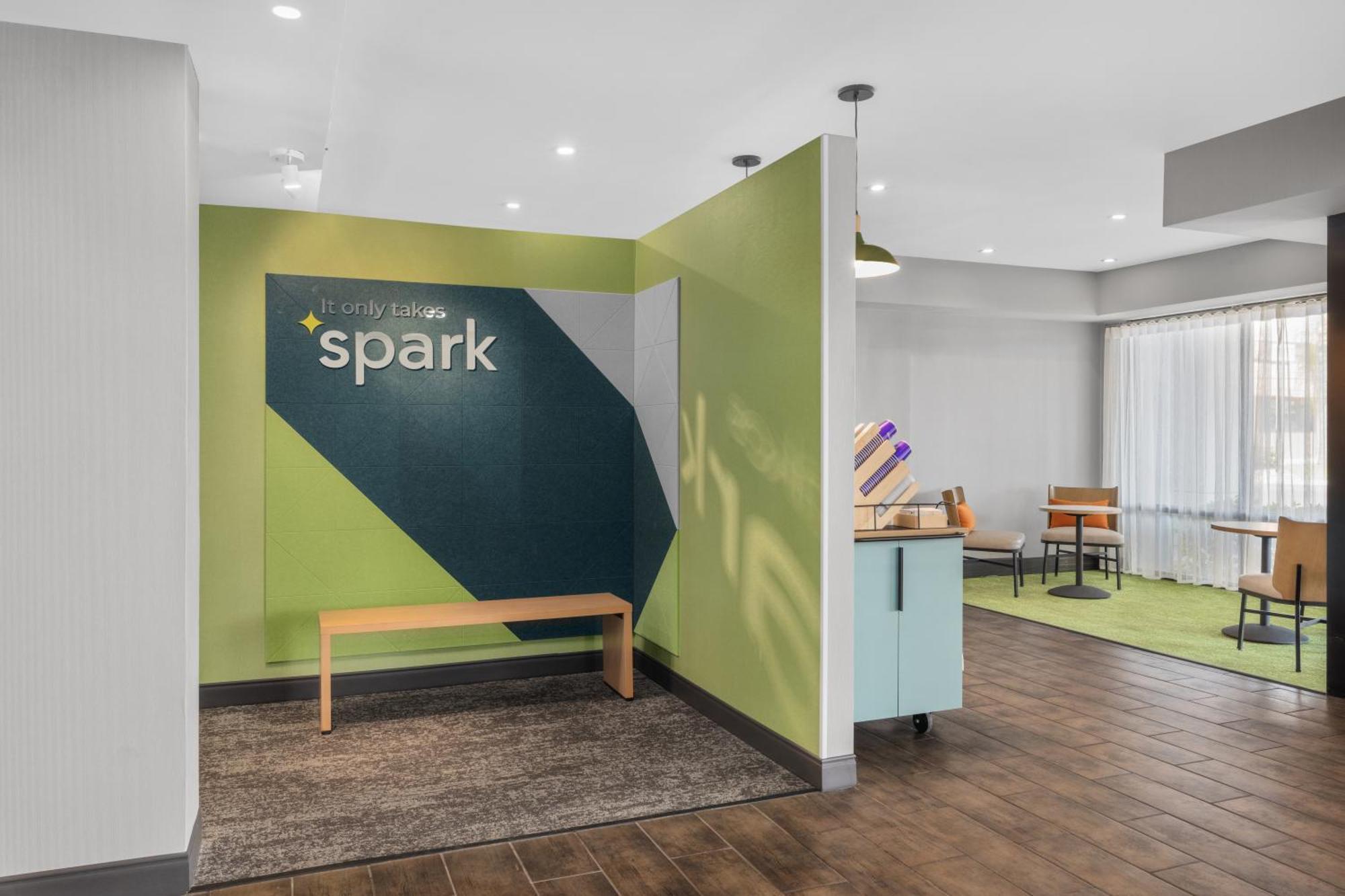 Spark By Hilton Bakersfield Central Exteriér fotografie